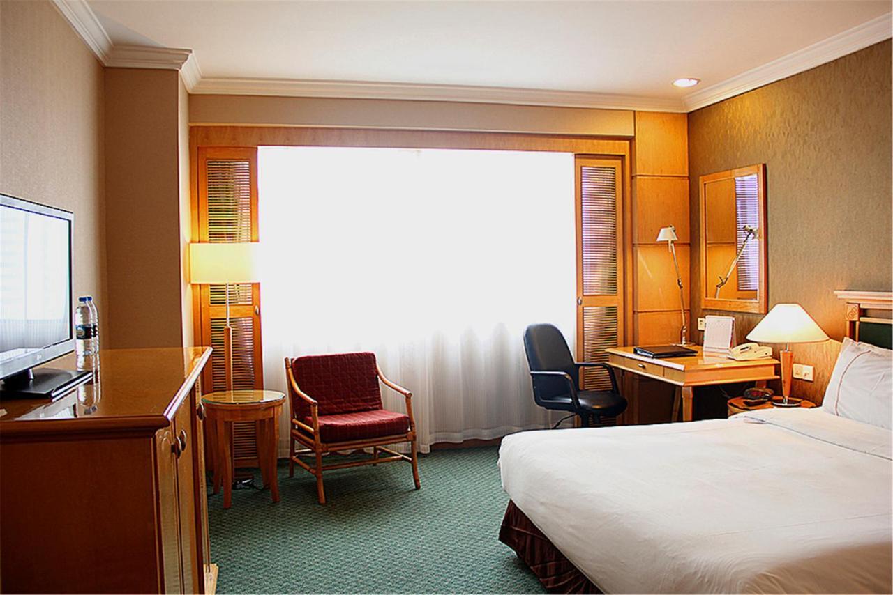 Grand Park Wuxi Hotel Wuxi  Buitenkant foto